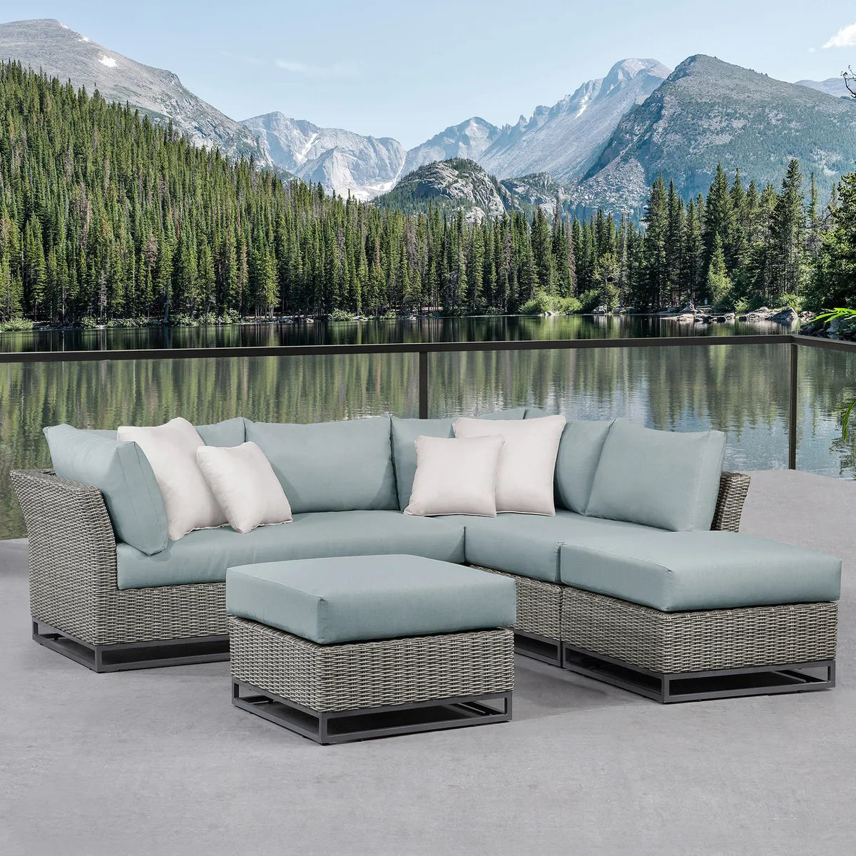 Torrance 4-piece Outdoor Sectional Set