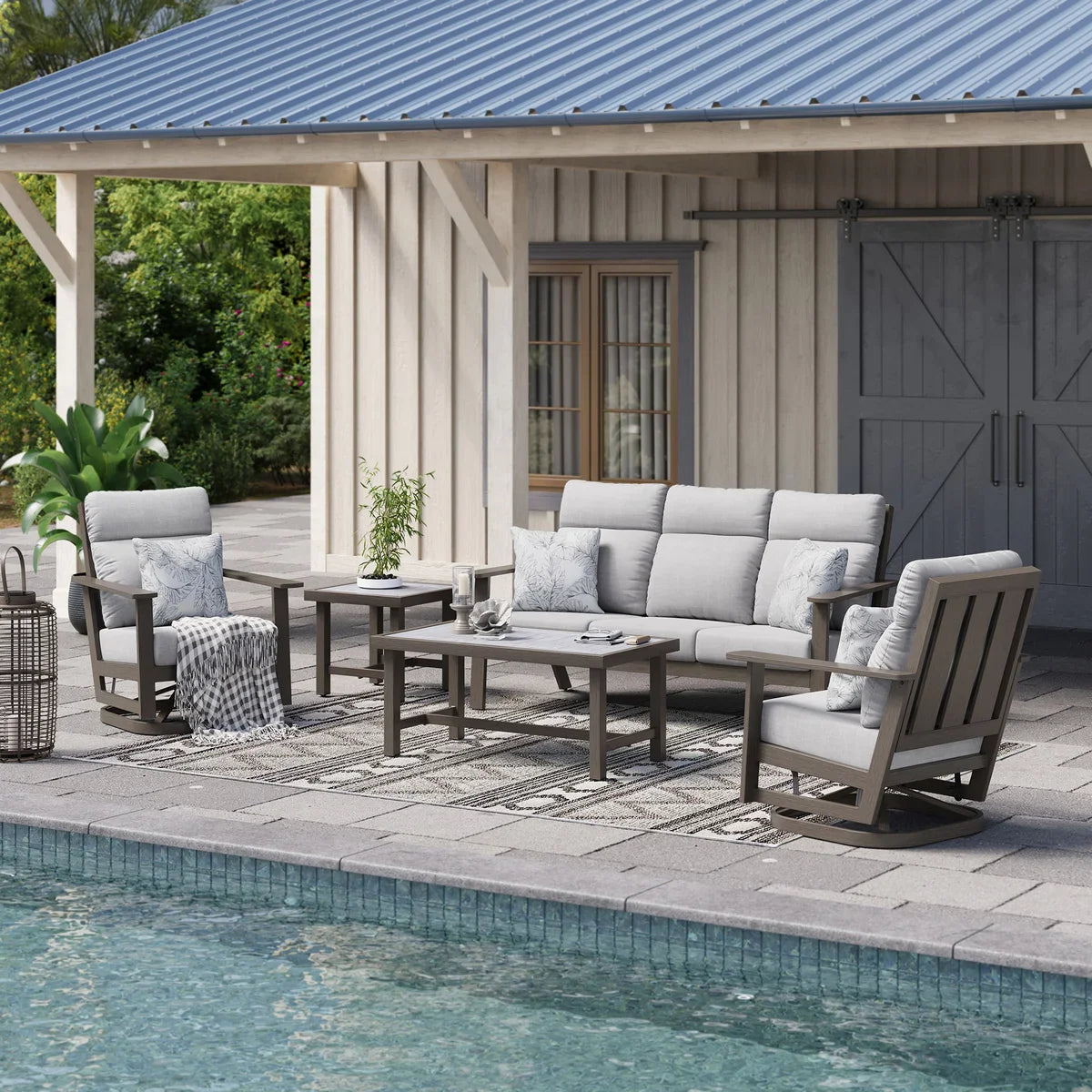 Grand Leisure Everett 5-piece Deep Seating Set