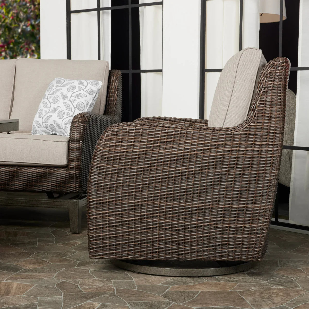 Oakland 5-piece Fire Outdoor Seating Set