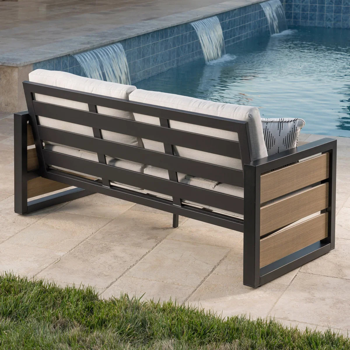 SunVilla Bradford 5-piece Fire Outdoor Seating Set