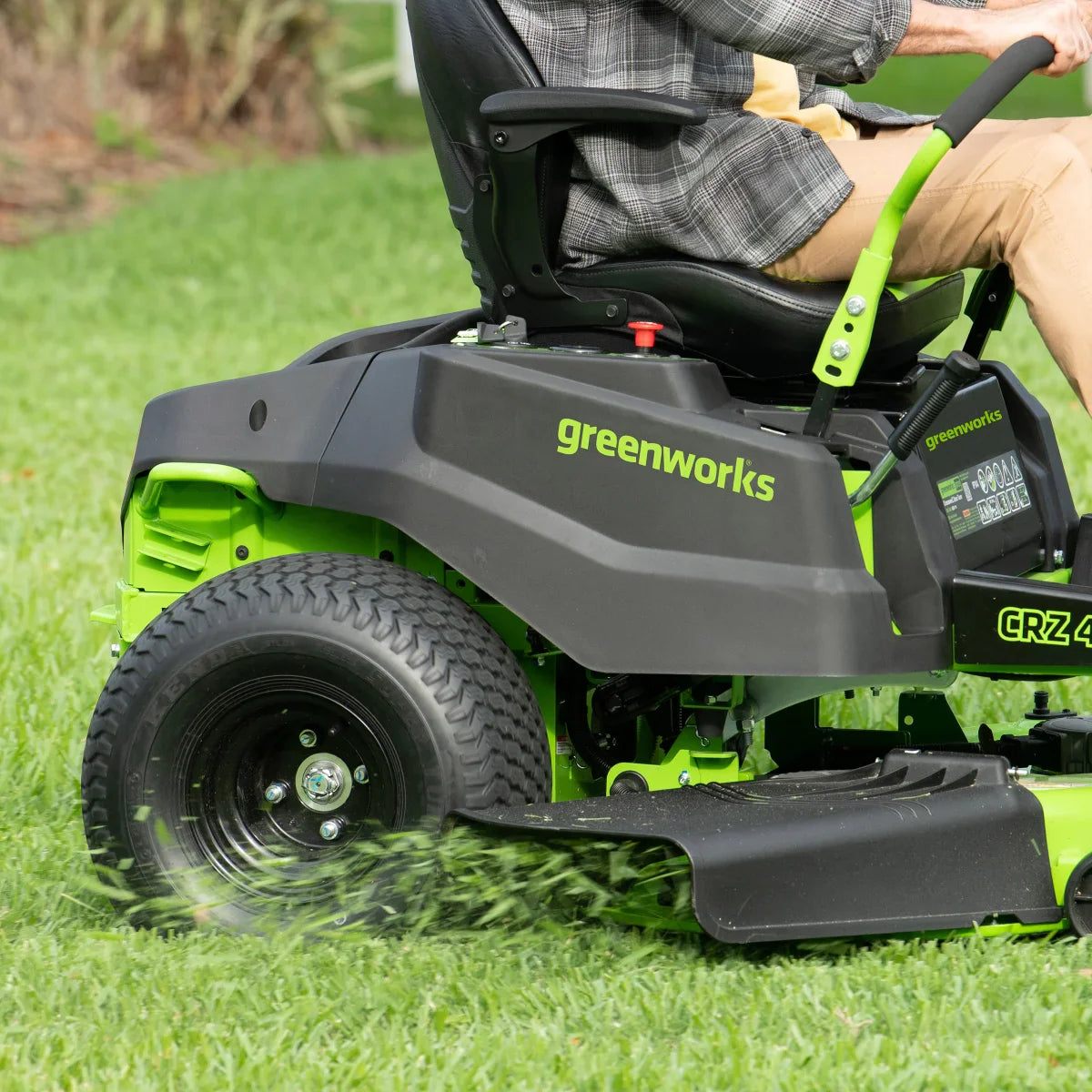 Greenworks 80V 42" Zero-Turn Ride-on Mower w/ (6) 8Ah Batteries, 1.5kW Charger, and Bagger