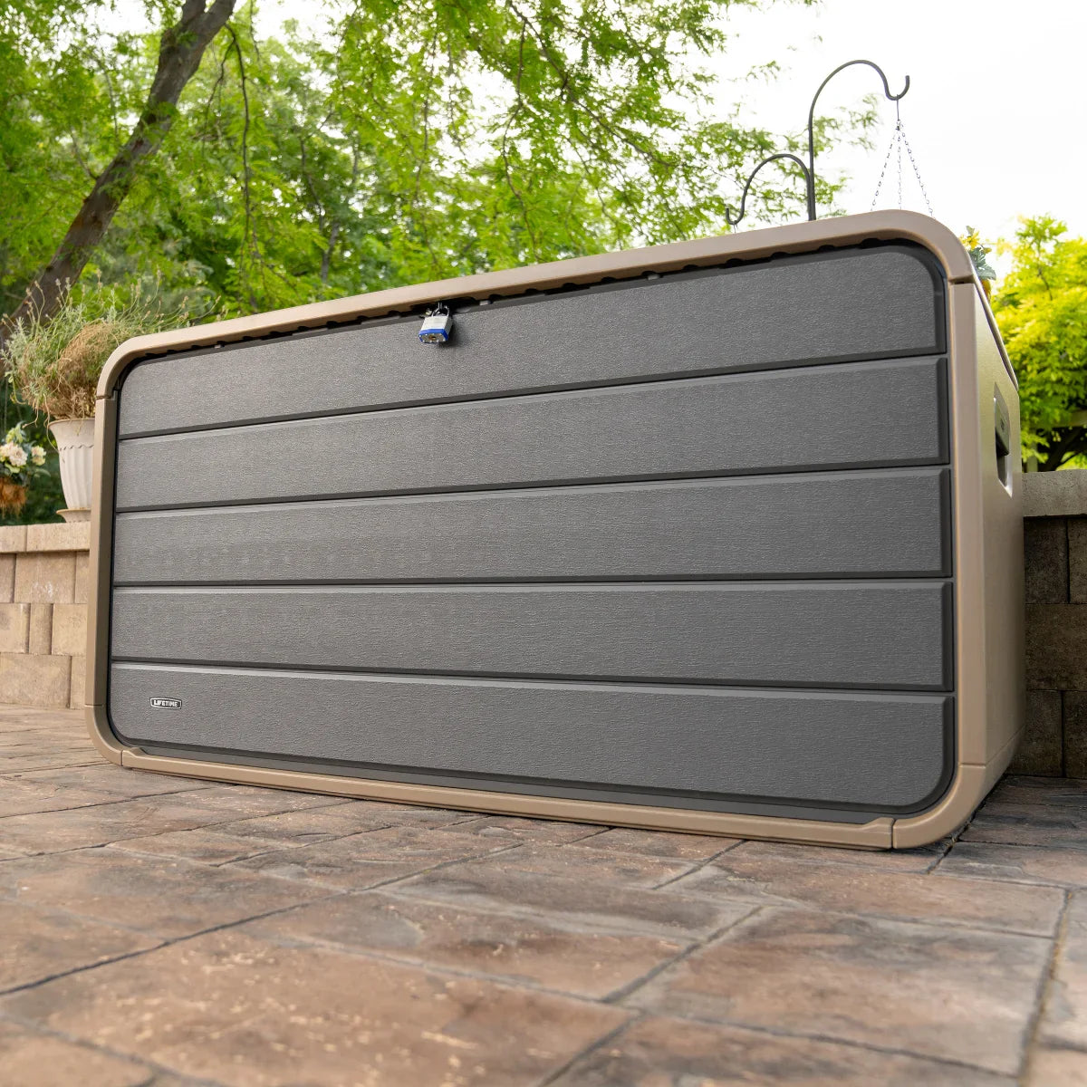 Lifetime 165 Gallon Modern Deck Box