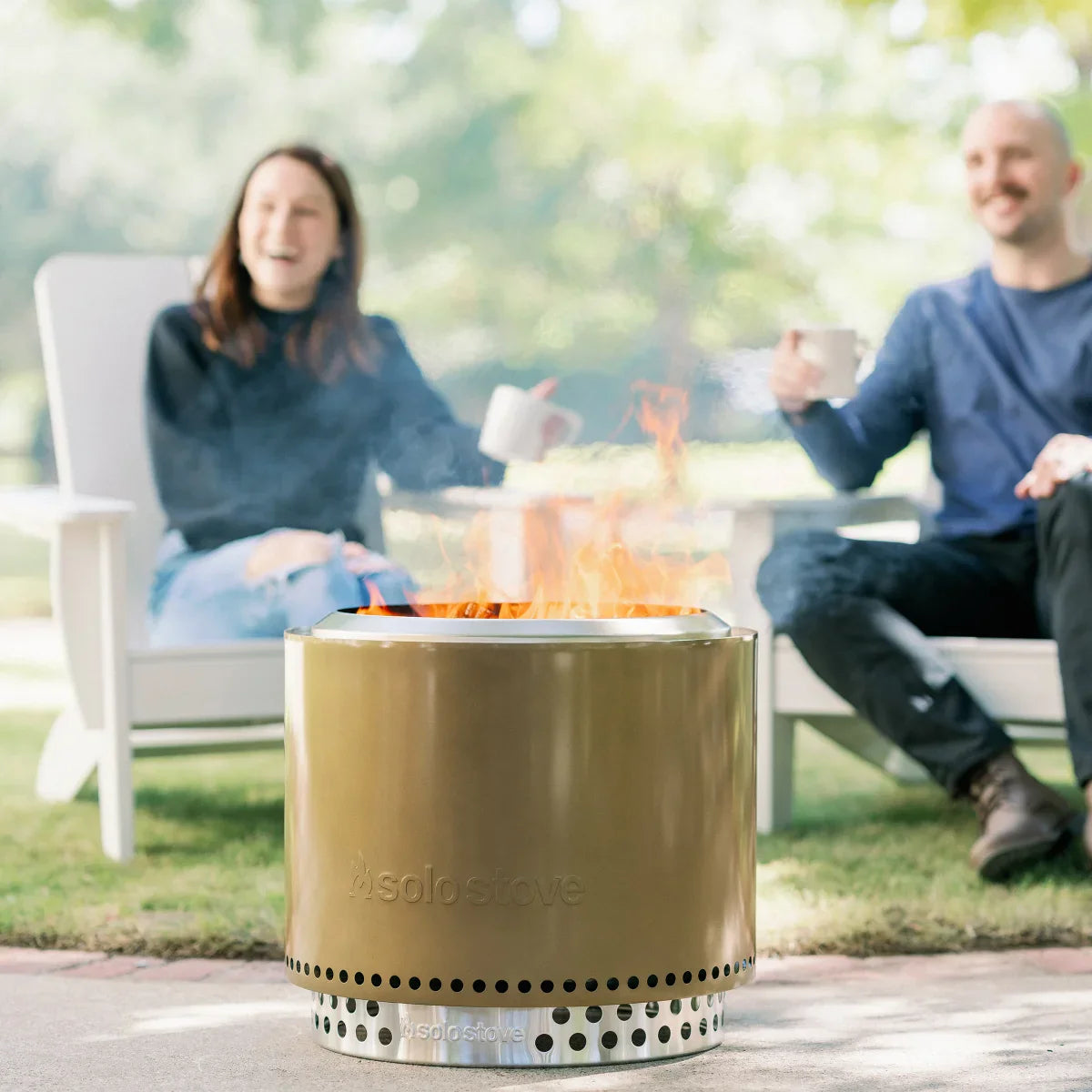 Solo Stove Bonfire 2.0 Metalic Bronze Wood Burning Fire Pit + Stand