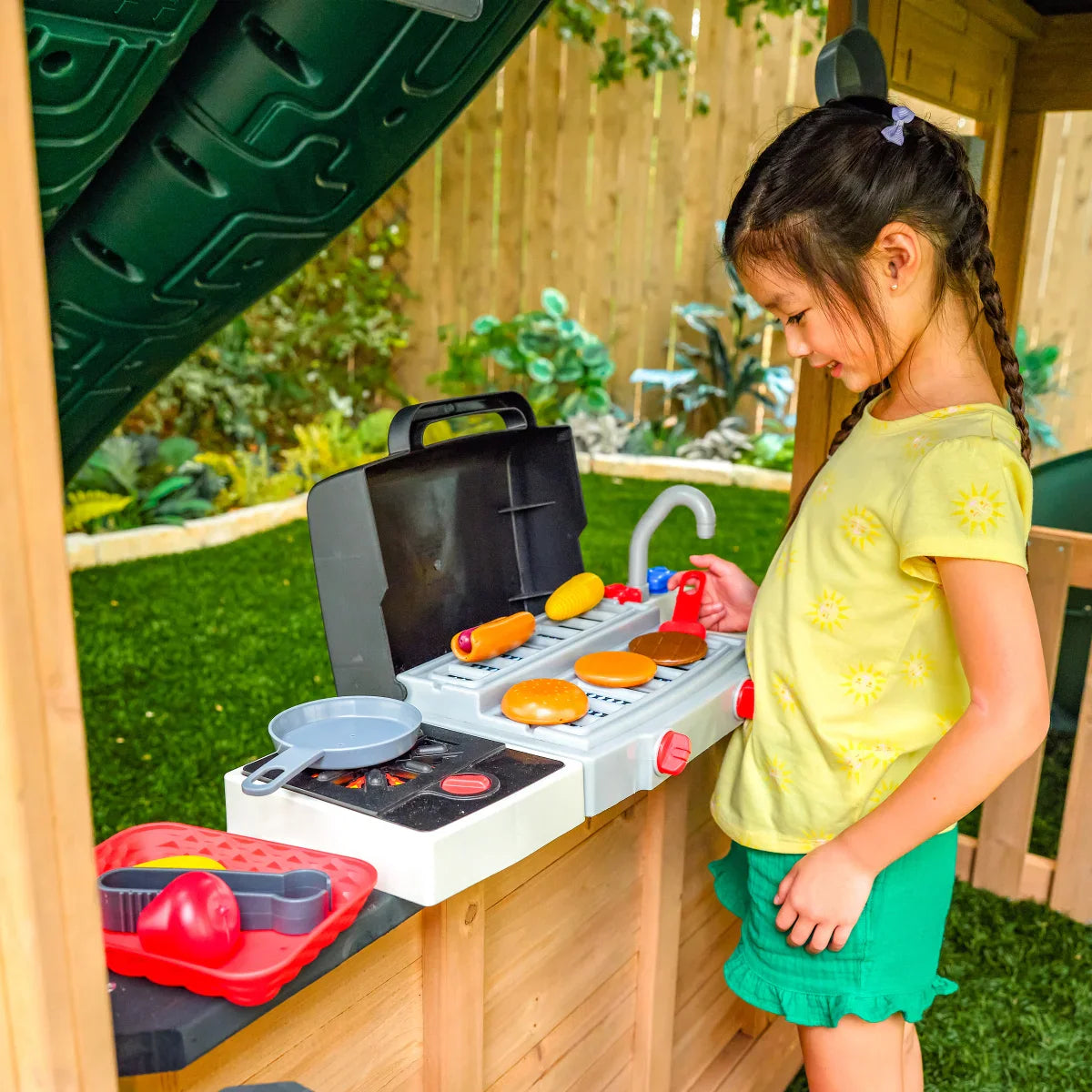 KidKraft Summit View Swing Set