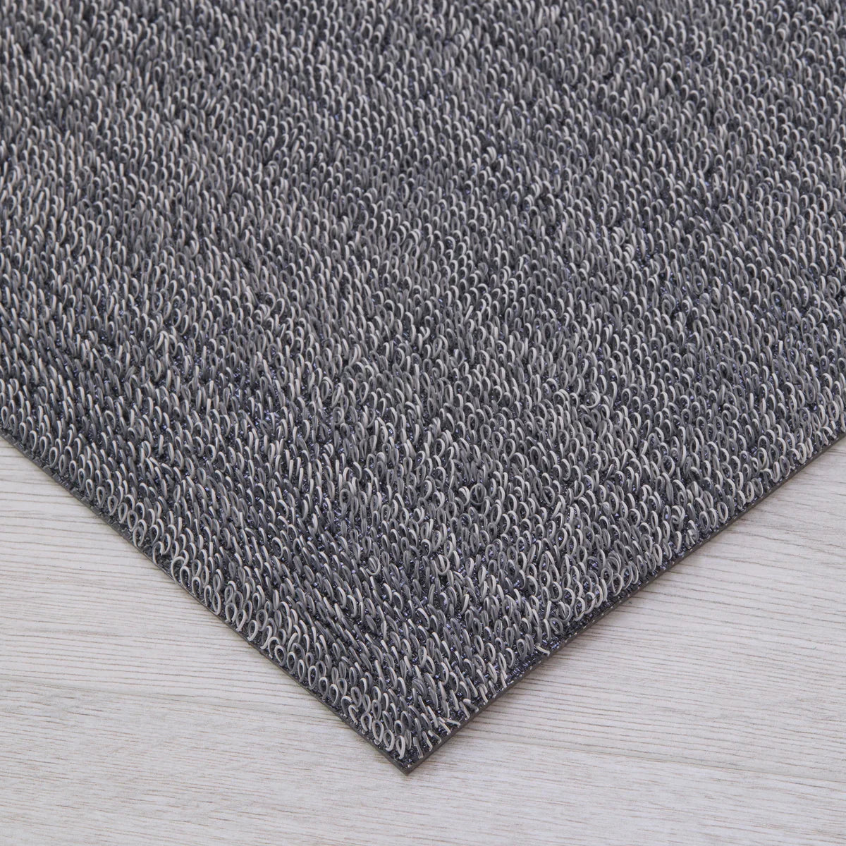 Chilewich Indoor/Outdoor Shag Mat Runner, 2’ x 6’