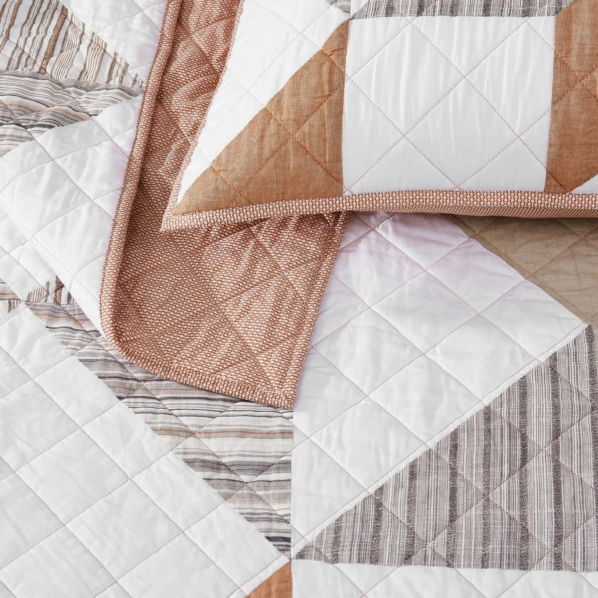 Origami Pieced Modern Patchwork 3-piece Quilt Set