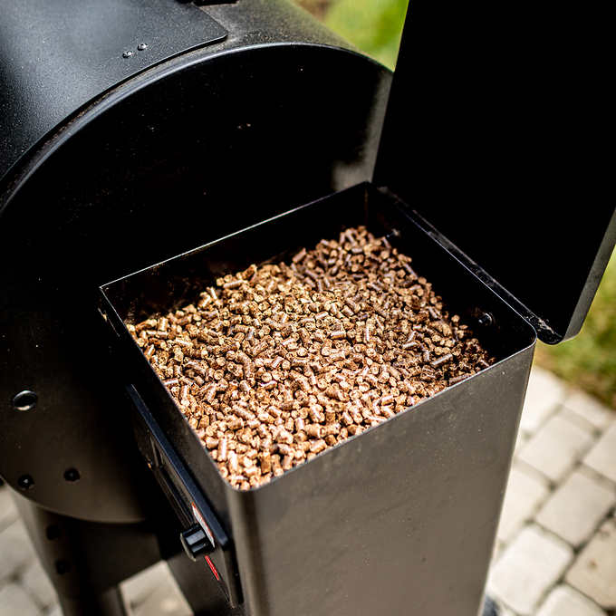 Bear Mountain BBQ Bourbon BBQ Pellets, 40 lb