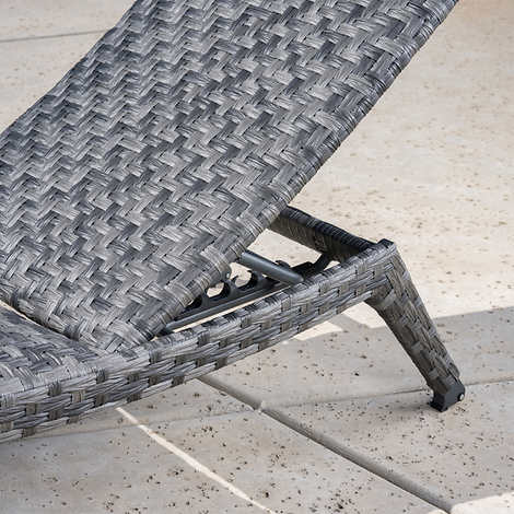 SunVilla Nora Woven Chaise Lounge with Wheels, 2-pack