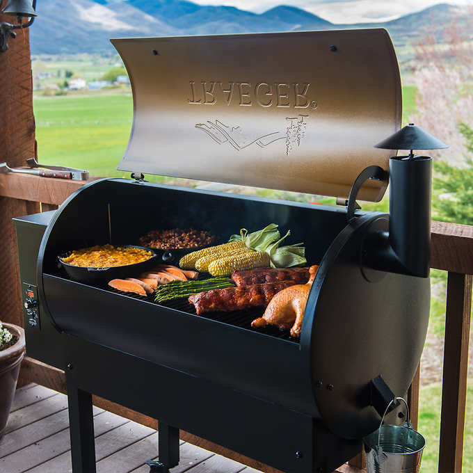 Traeger Texas Elite Pellet Grill 34